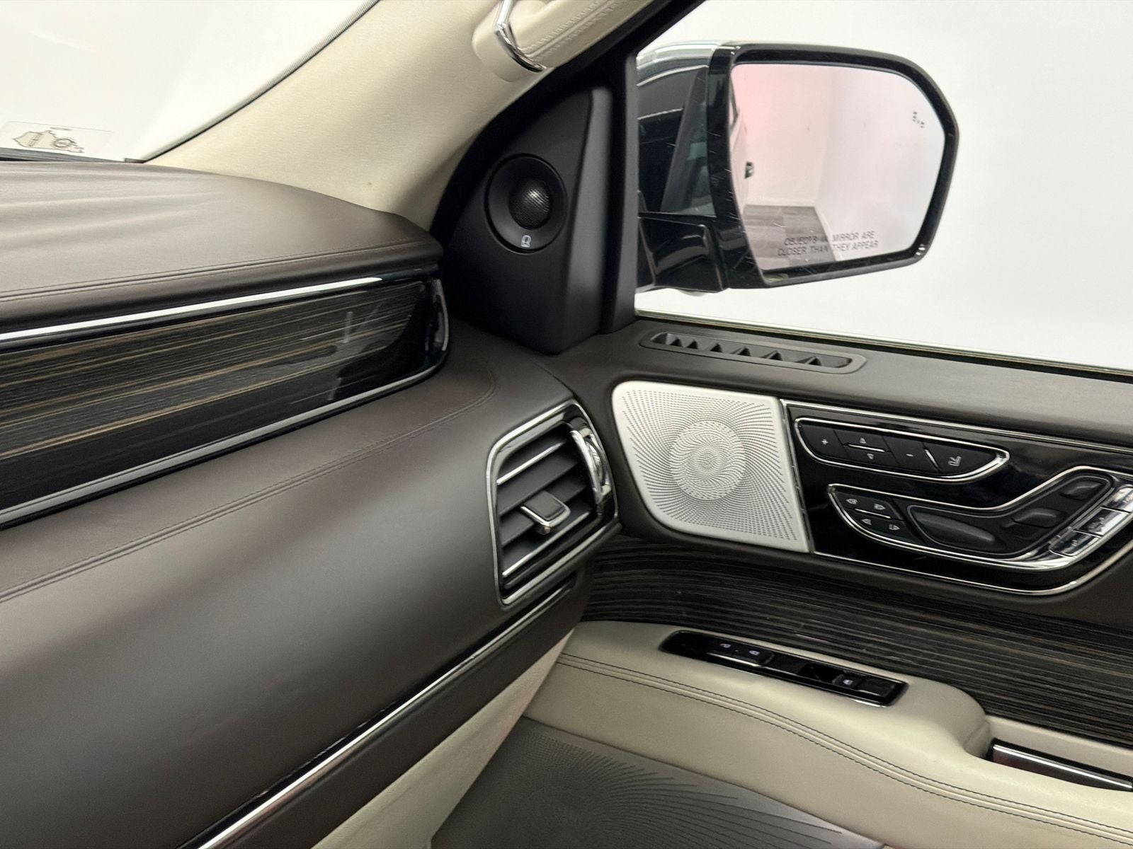 2021 Lincoln Navigator Black Label