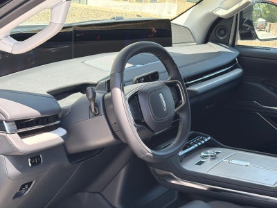 2027 Lincoln Navigator Premiere