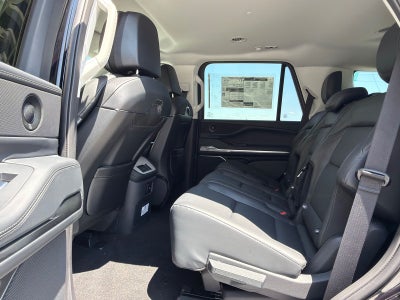 2027 Lincoln Navigator Premiere