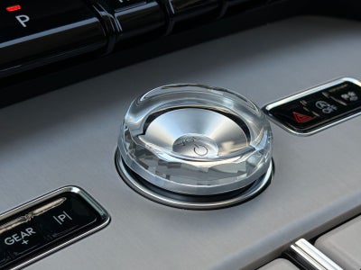 2027 Lincoln Navigator Premiere
