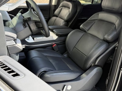 2026 Lincoln Navigator Premiere