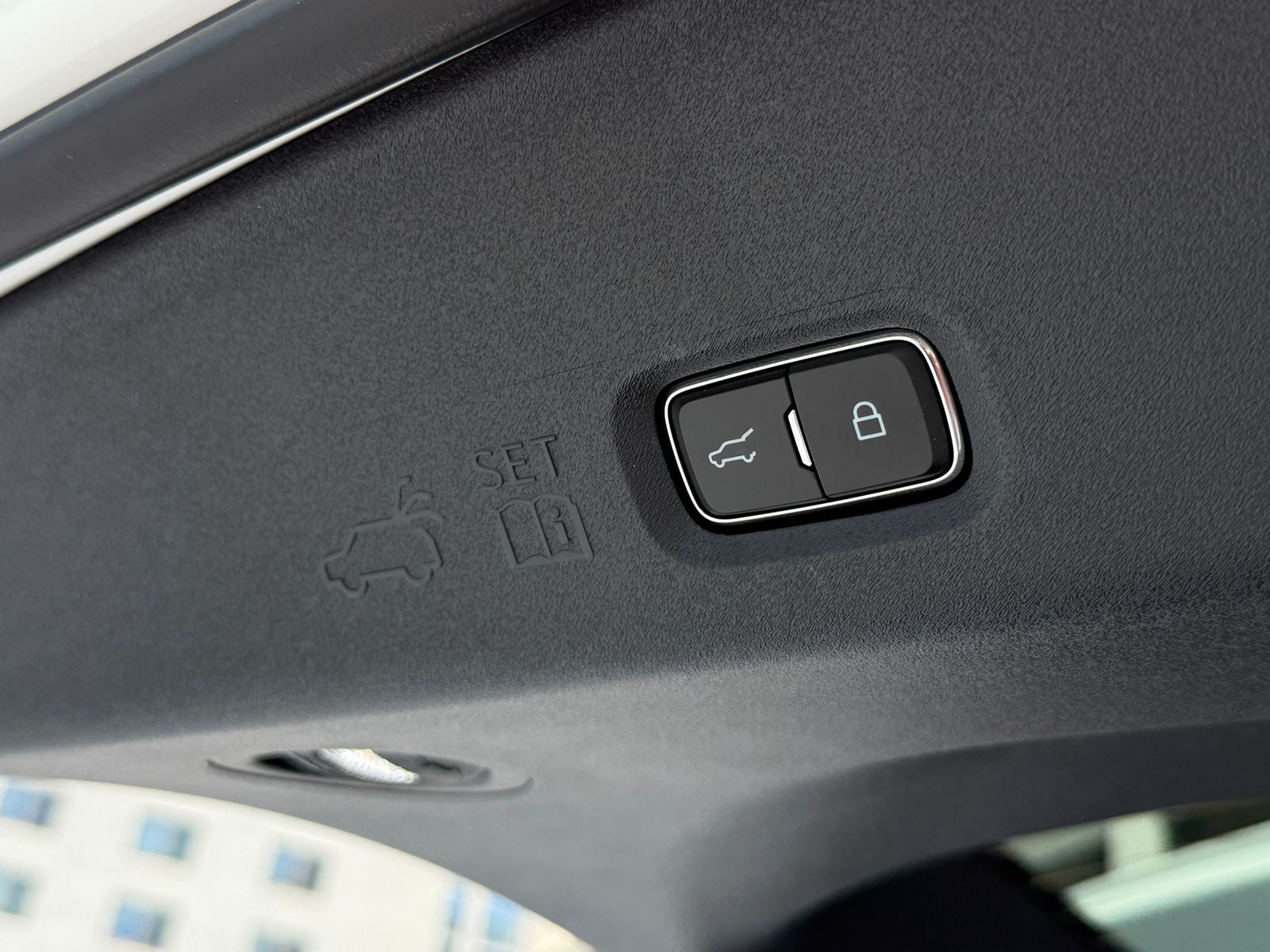 2027 Lincoln Navigator Premiere