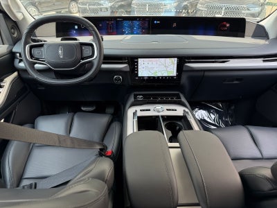 2027 Lincoln Navigator Premiere