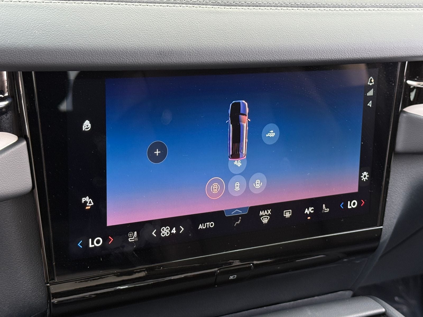 2027 Lincoln Navigator Premiere