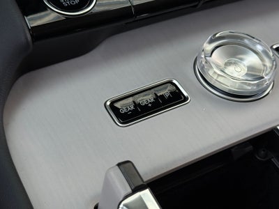 2027 Lincoln Navigator Premiere