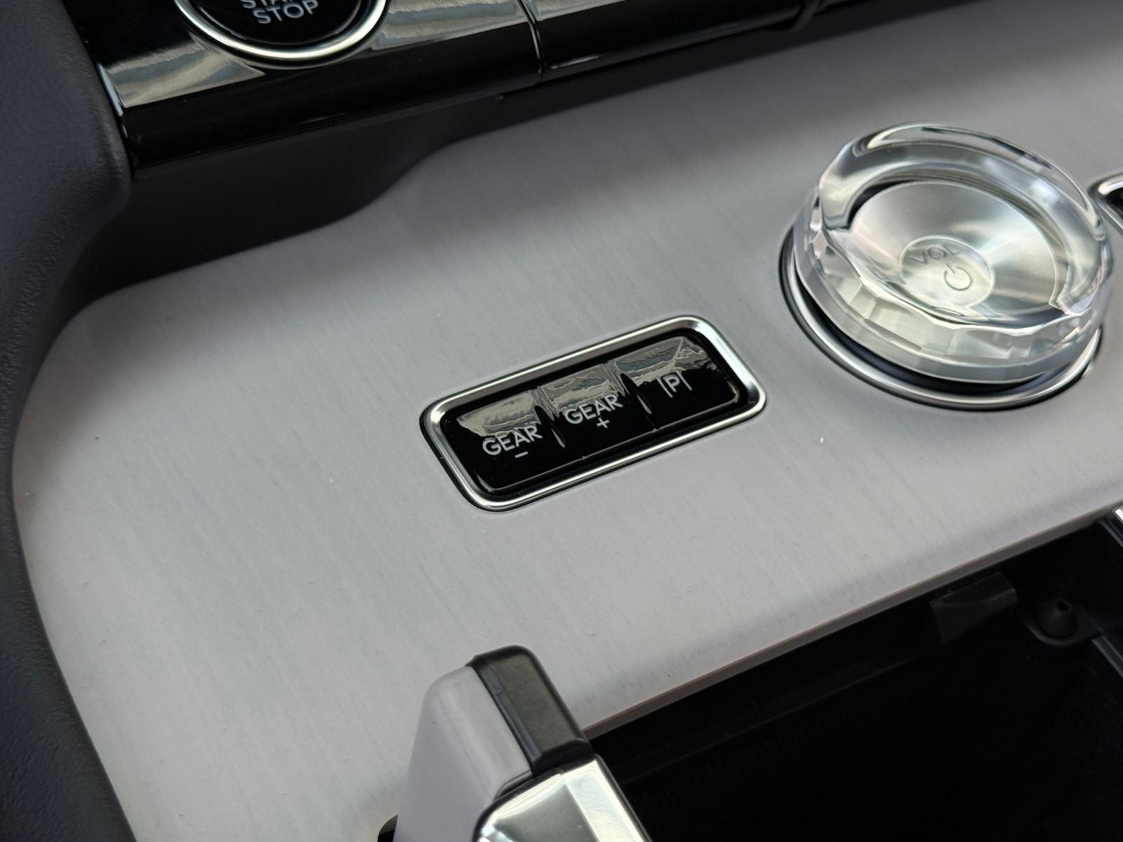 2027 Lincoln Navigator Premiere