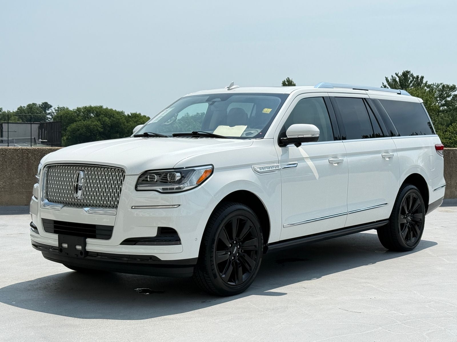 2023 Lincoln Navigator L Reserve