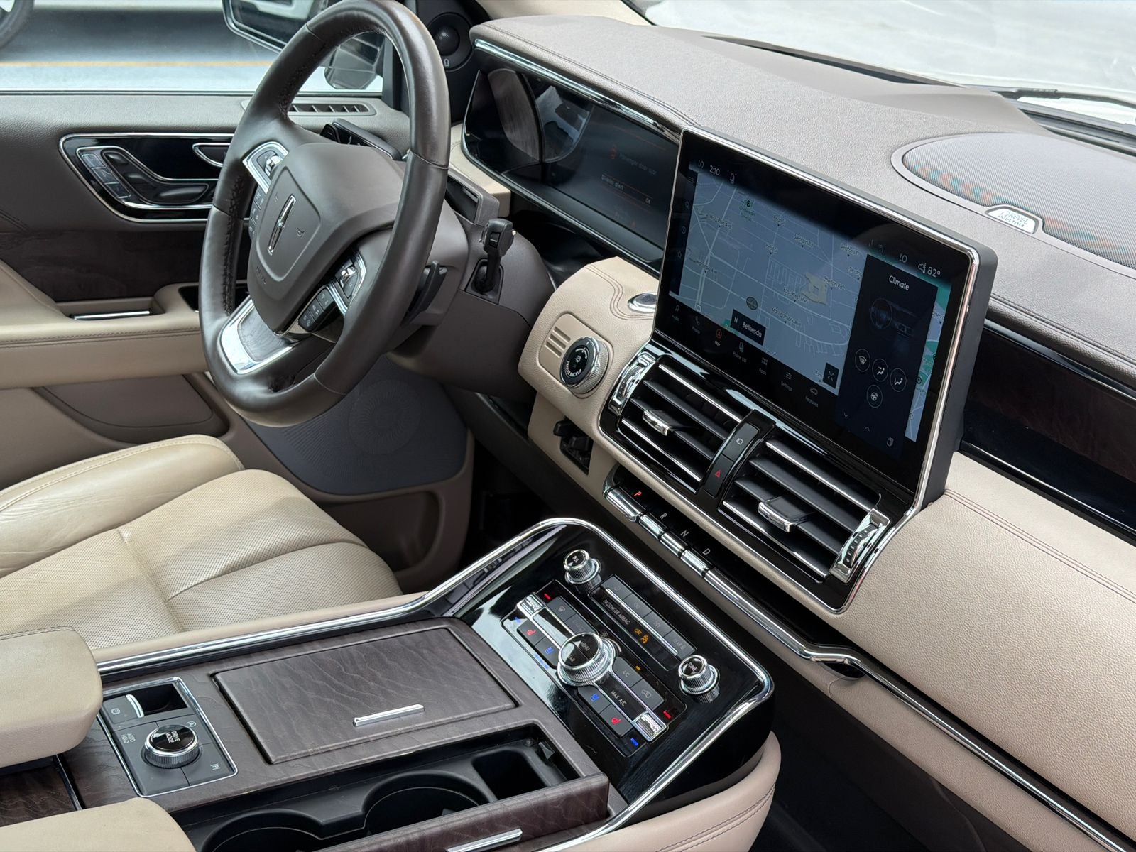 2023 Lincoln Navigator L Reserve