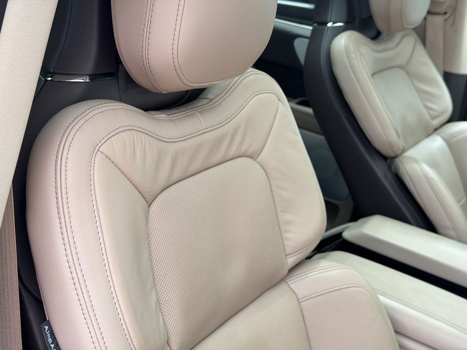2023 Lincoln Navigator L Reserve