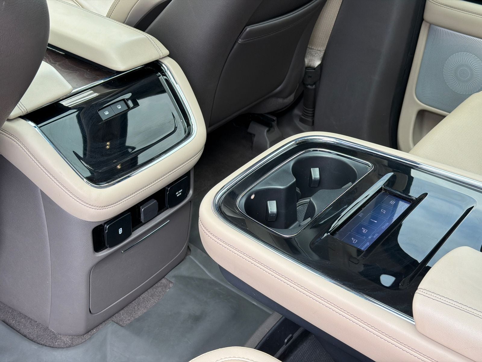 2023 Lincoln Navigator L Reserve