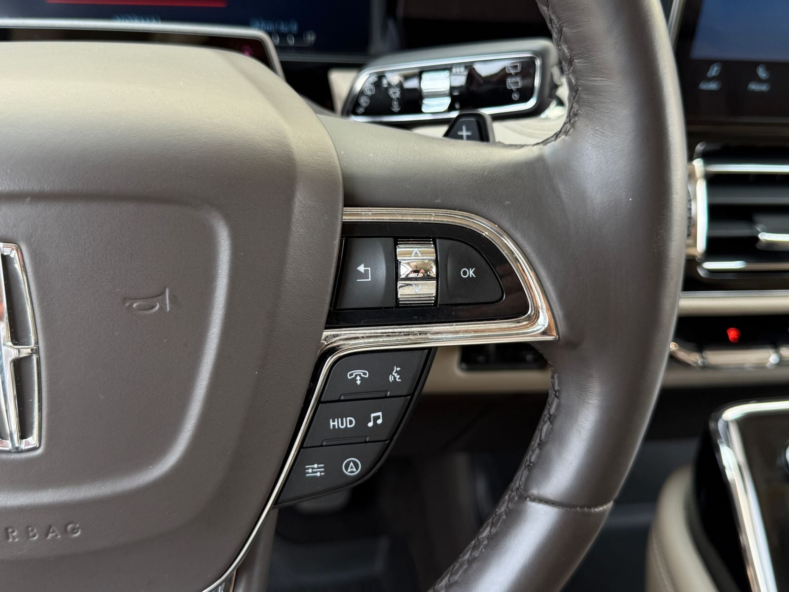 2023 Lincoln Navigator L Reserve