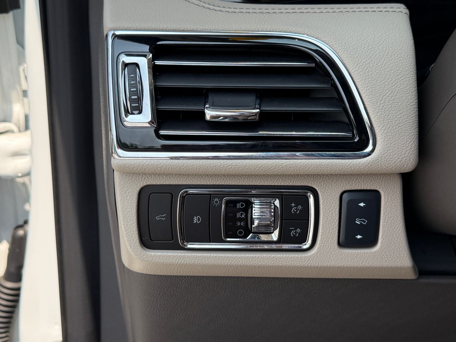 2023 Lincoln Navigator L Reserve