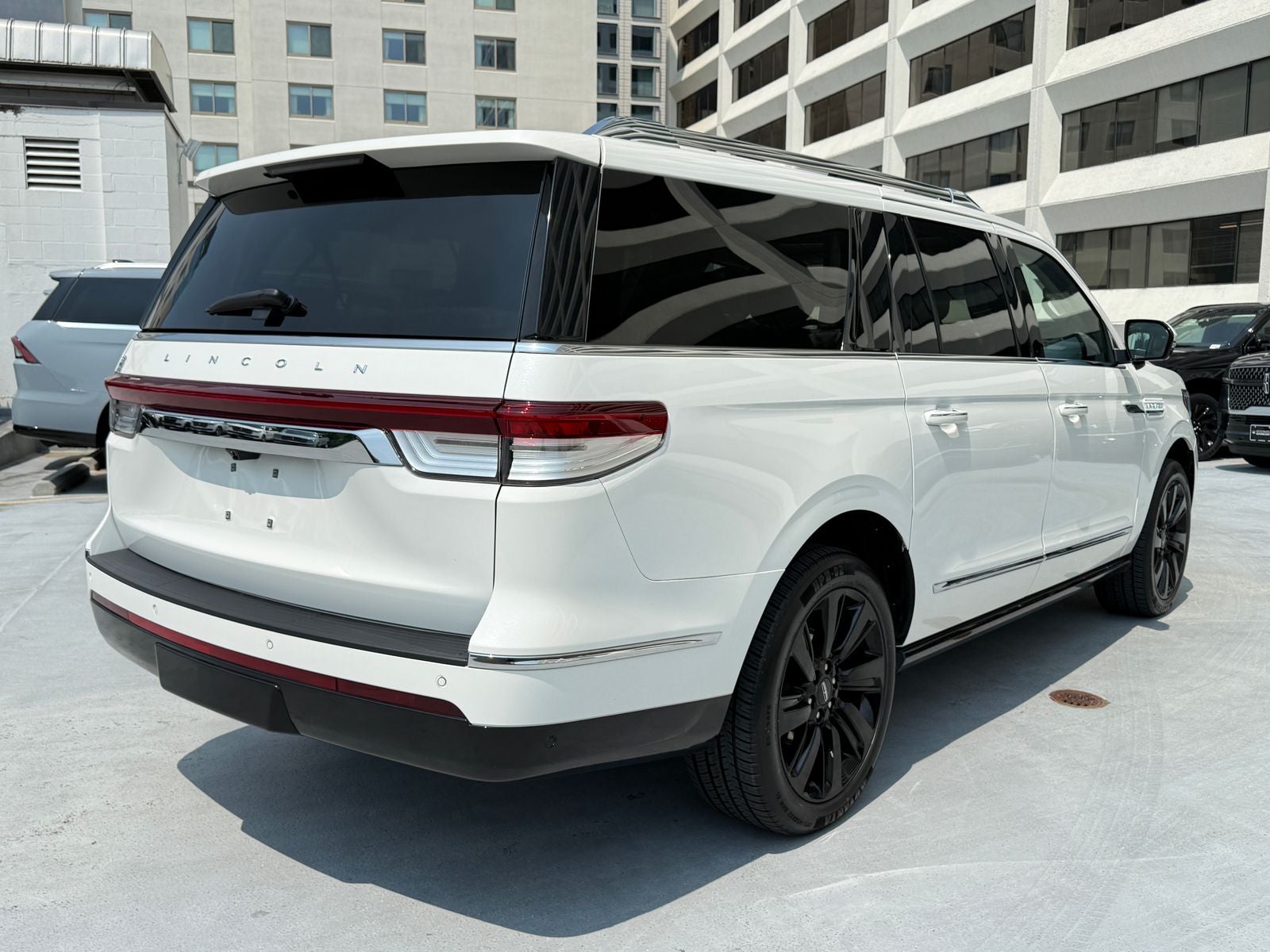 2023 Lincoln Navigator L Reserve