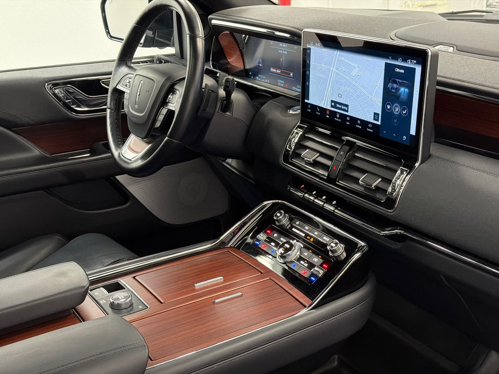 2023 Lincoln Navigator L Reserve