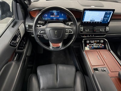 2023 Lincoln Navigator L Reserve