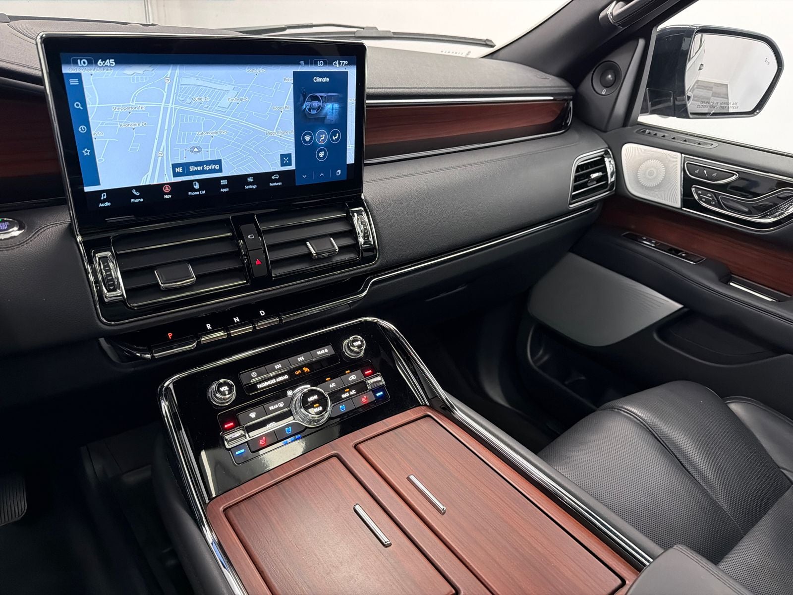 2023 Lincoln Navigator L Reserve
