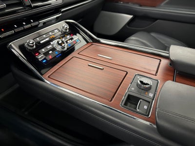 2023 Lincoln Navigator L Reserve