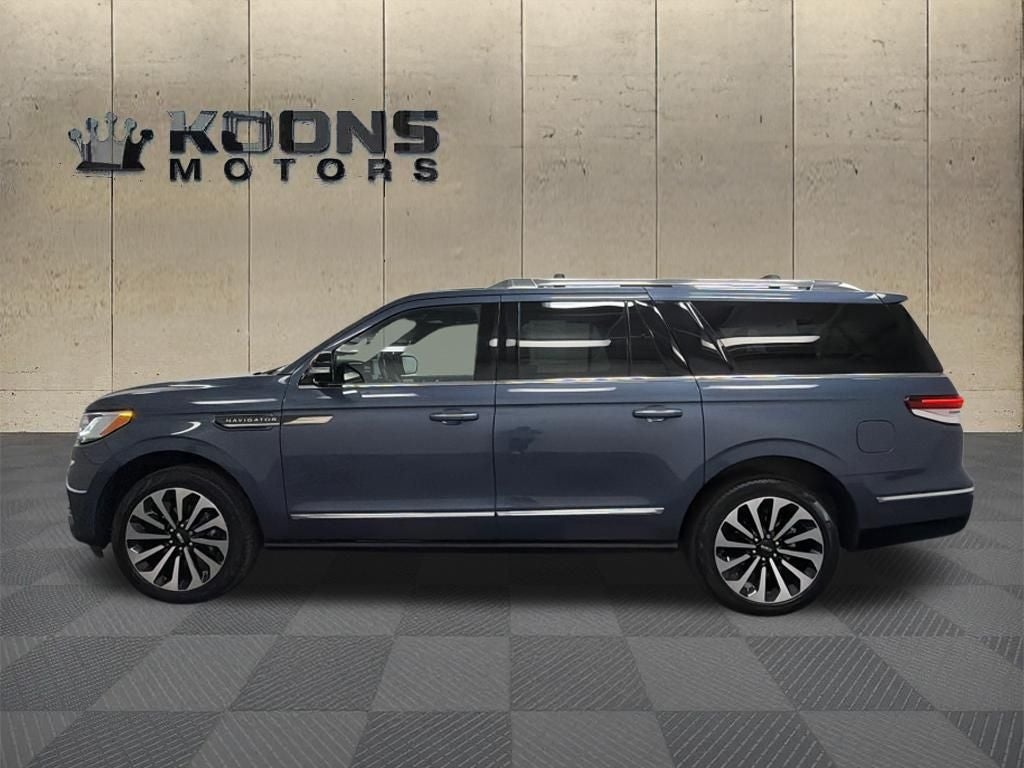 2023 Lincoln Navigator L Reserve
