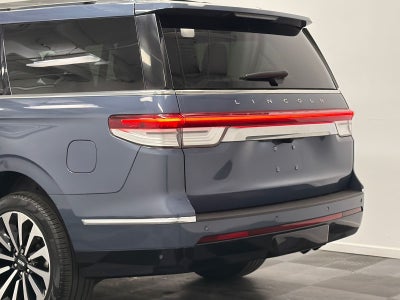2023 Lincoln Navigator L Reserve