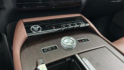 2025 Lincoln Navigator L Reserve