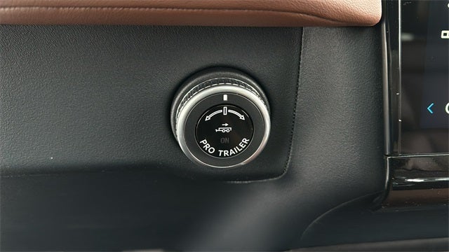 2025 Lincoln Navigator L Reserve