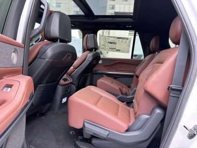 2026 Lincoln Navigator L Reserve