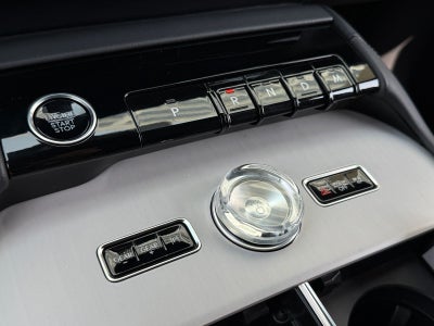2027 Lincoln Navigator L Reserve