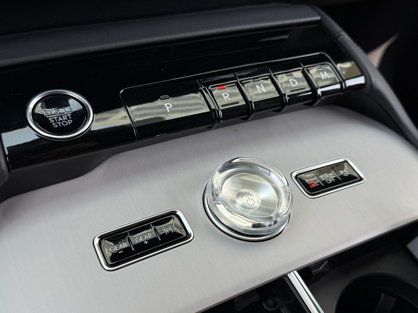 2027 Lincoln Navigator L Reserve