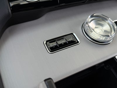 2027 Lincoln Navigator L Reserve