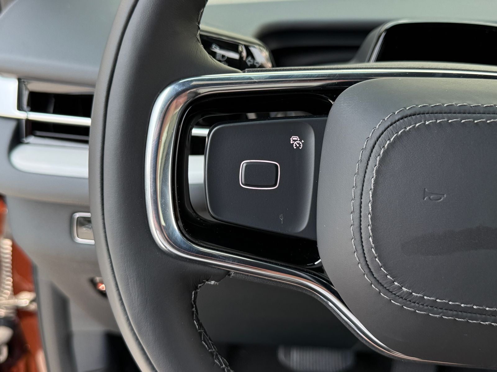 2027 Lincoln Navigator L Reserve
