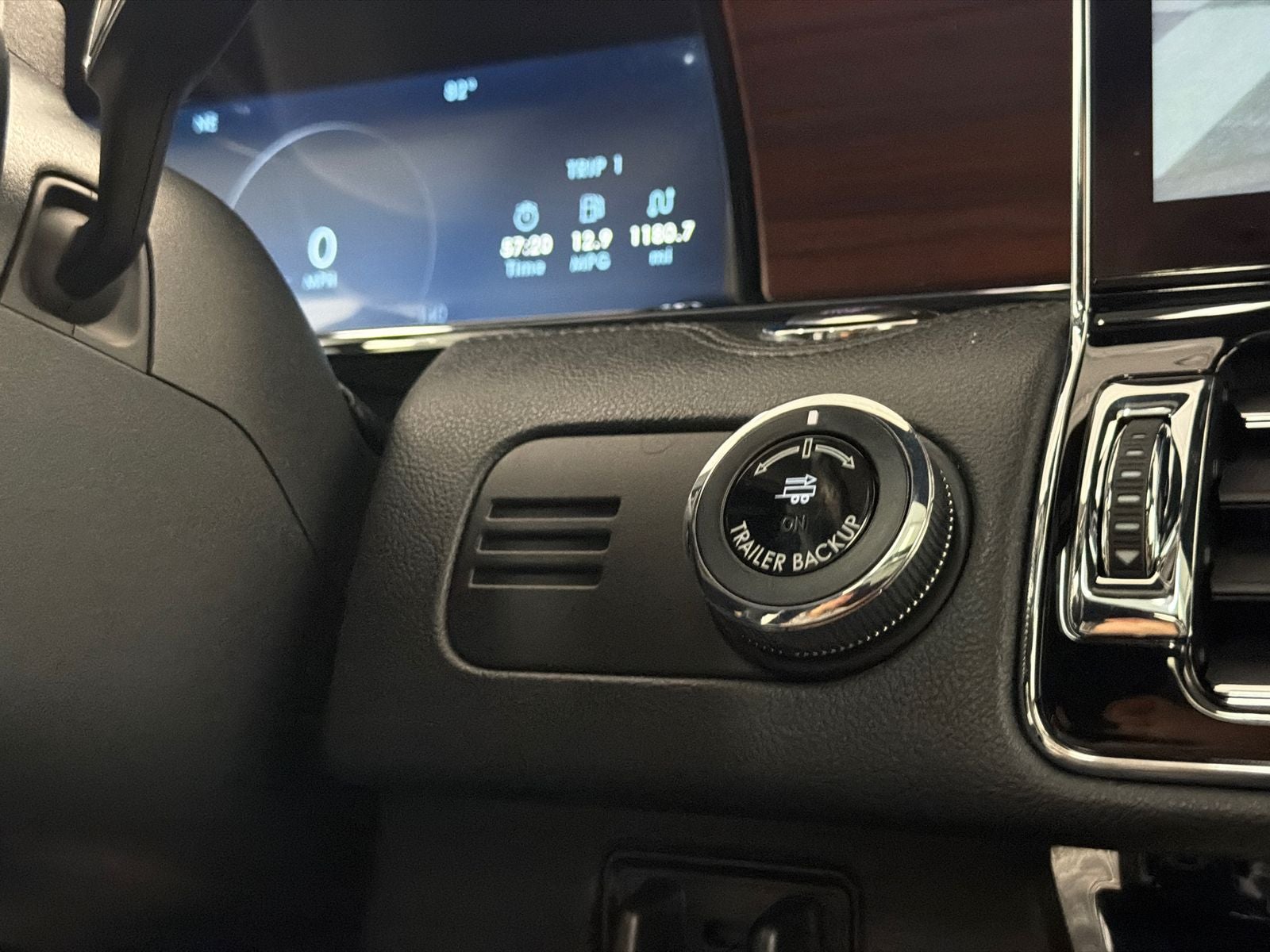 2023 Lincoln Navigator L Reserve