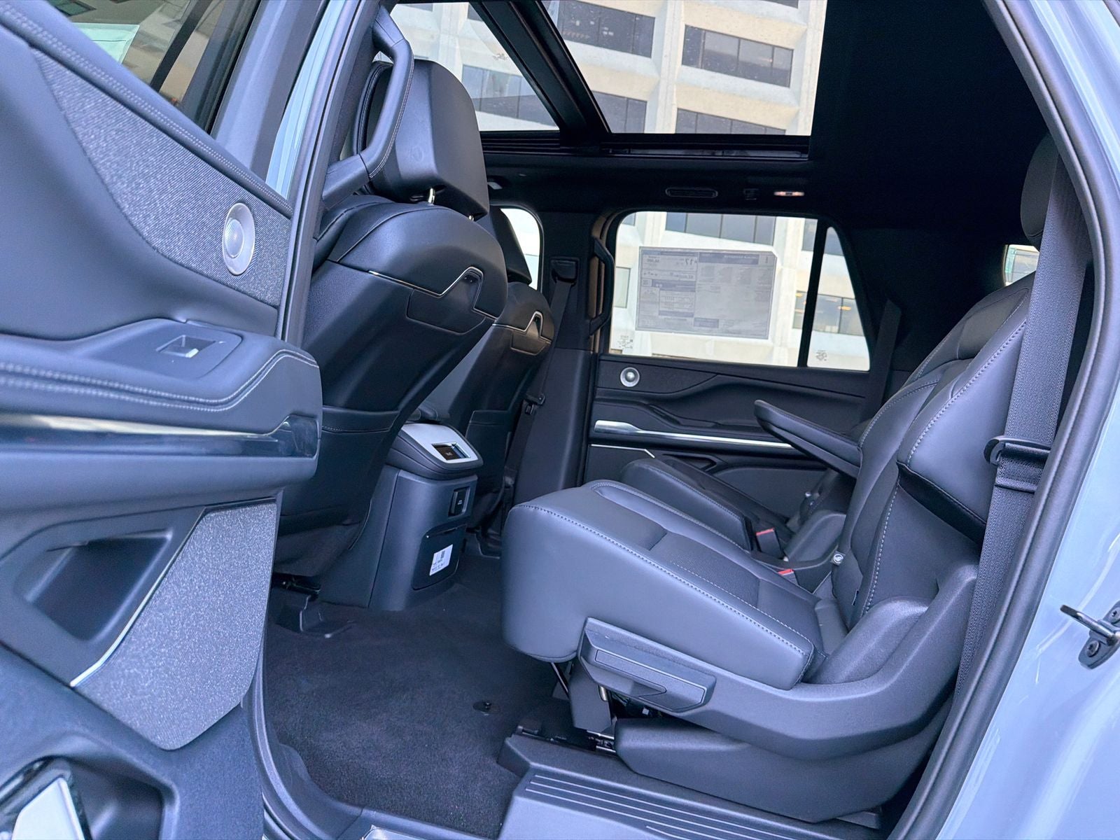 2026 Lincoln Navigator L Reserve
