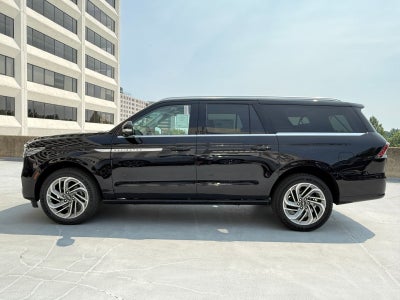 2026 Lincoln Navigator L Reserve