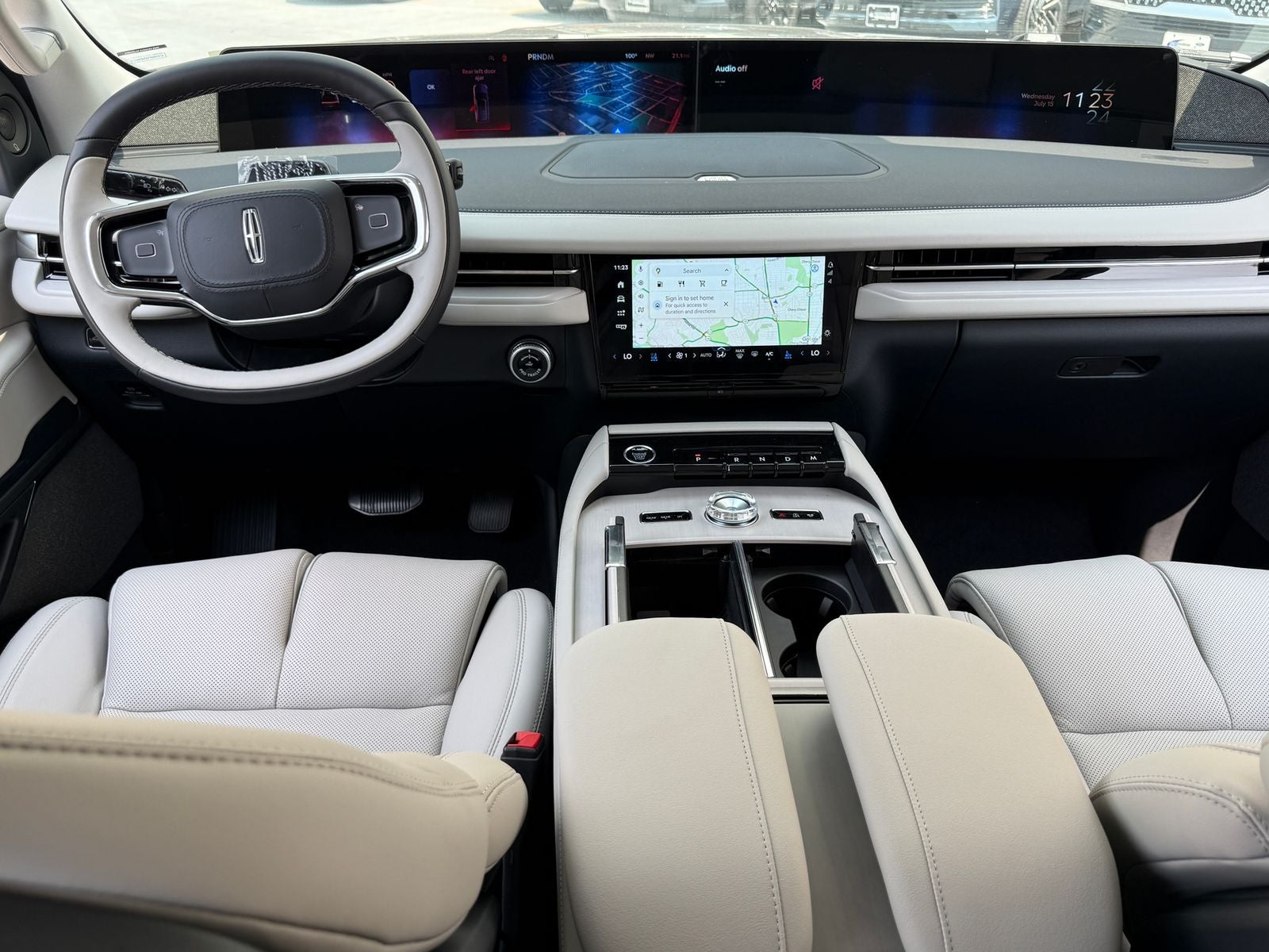 2026 Lincoln Navigator L Reserve