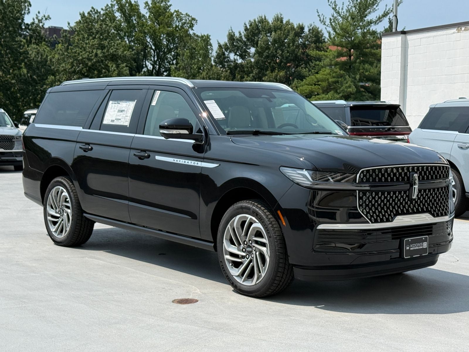 2026 Lincoln Navigator L Reserve