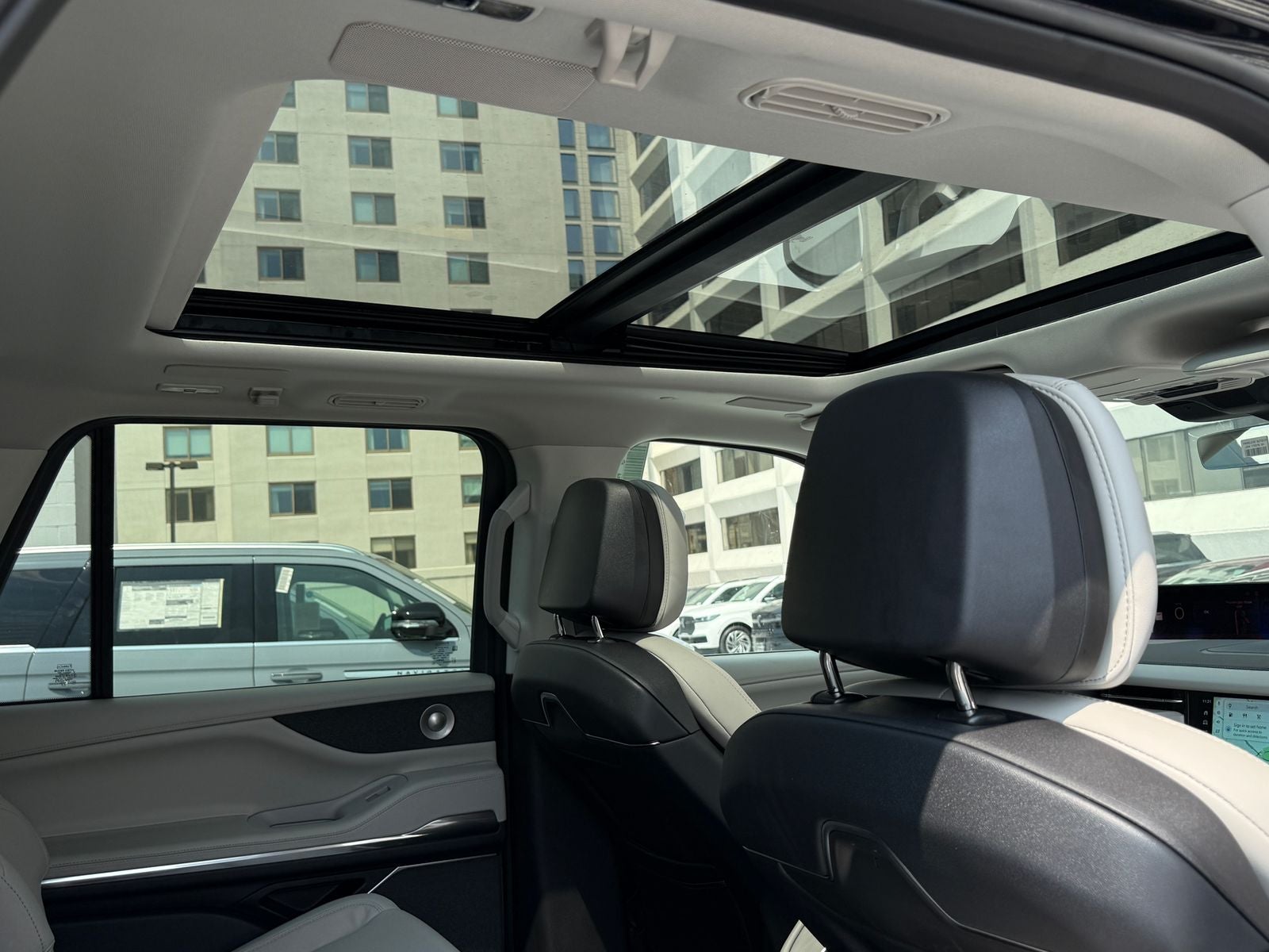 2026 Lincoln Navigator L Reserve