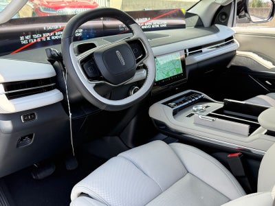 2026 Lincoln Navigator L Reserve