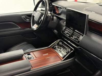 2023 Lincoln Navigator L Reserve