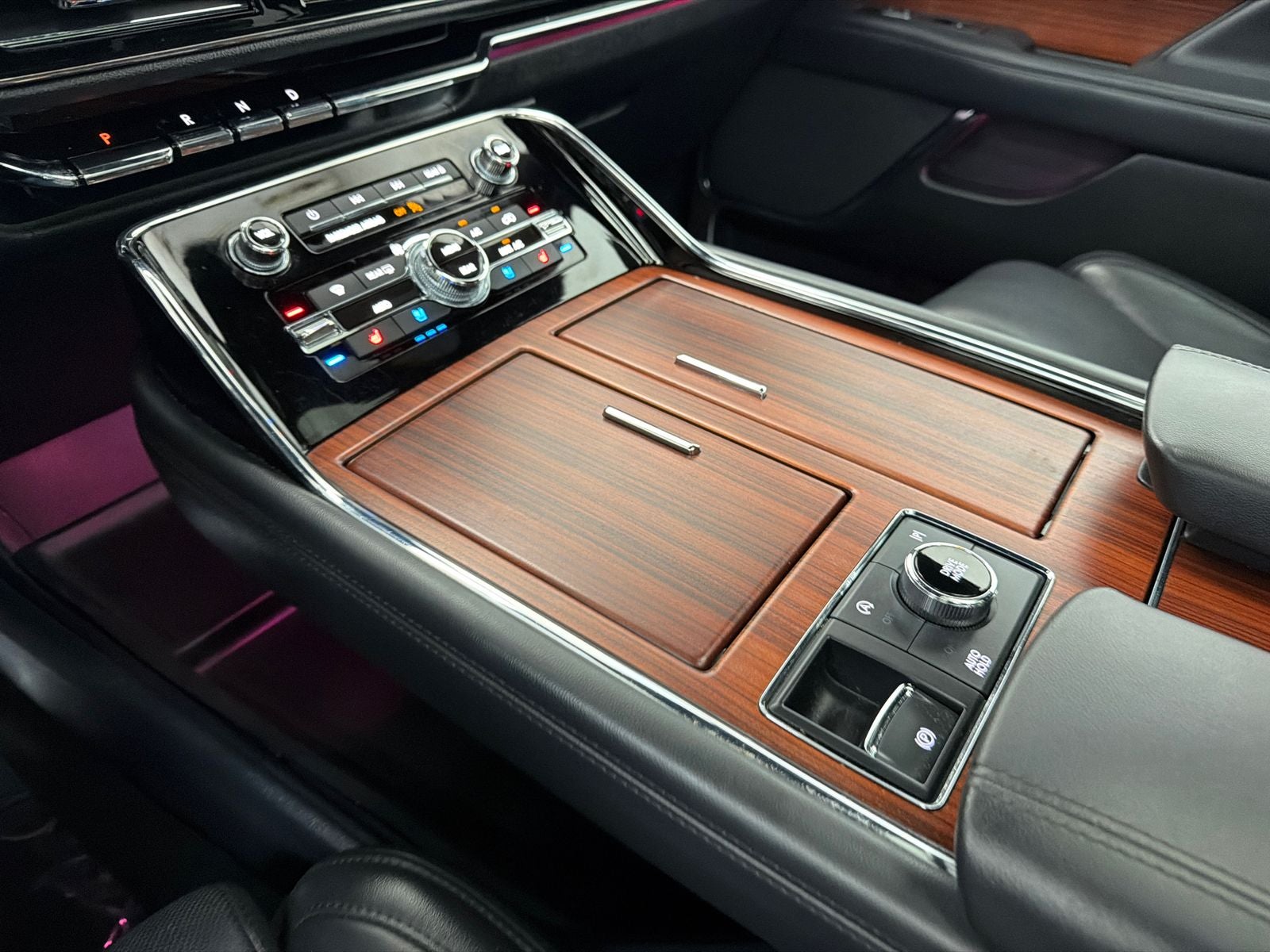 2023 Lincoln Navigator L Reserve