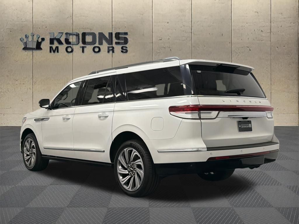2023 Lincoln Navigator L Reserve