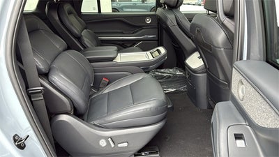 2025 Lincoln Navigator L Reserve