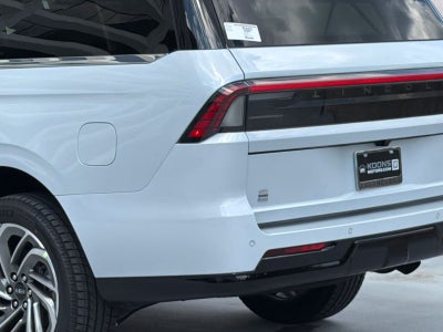 2026 Lincoln Navigator L Reserve