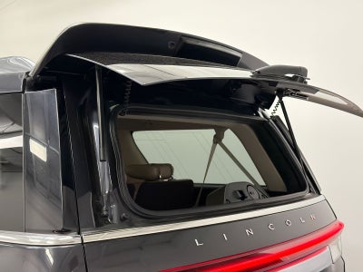 2023 Lincoln Navigator L Reserve