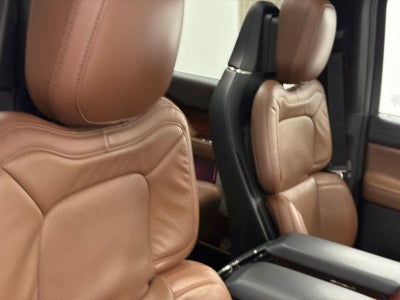 2023 Lincoln Navigator L Reserve