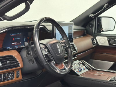 2023 Lincoln Navigator L Reserve