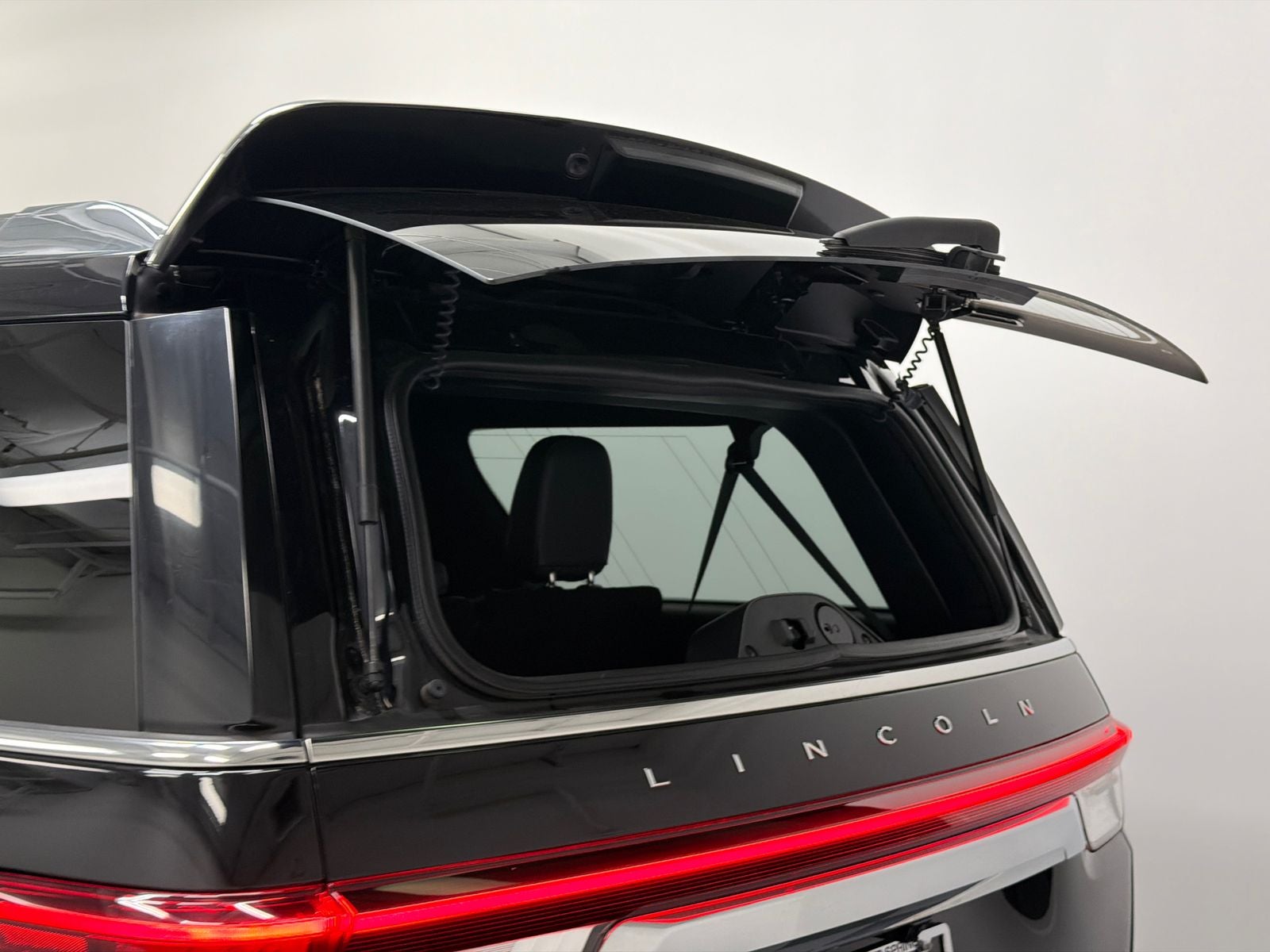 2023 Lincoln Navigator L Reserve
