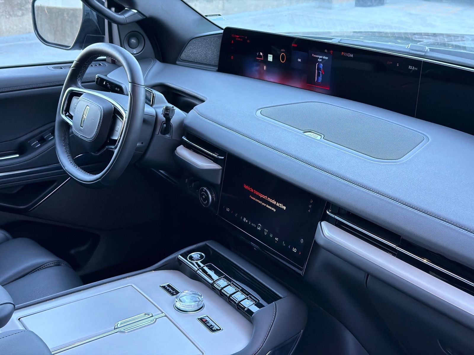 2026 Lincoln Navigator L Reserve