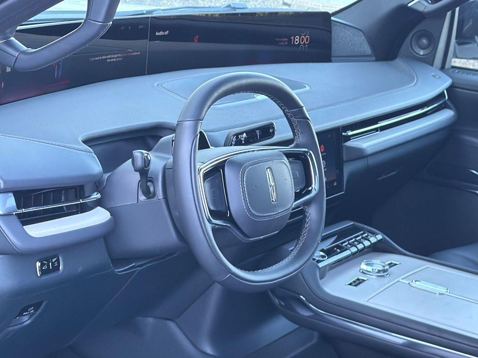 2026 Lincoln Navigator L Reserve