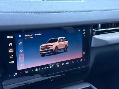 2026 Lincoln Navigator L Reserve