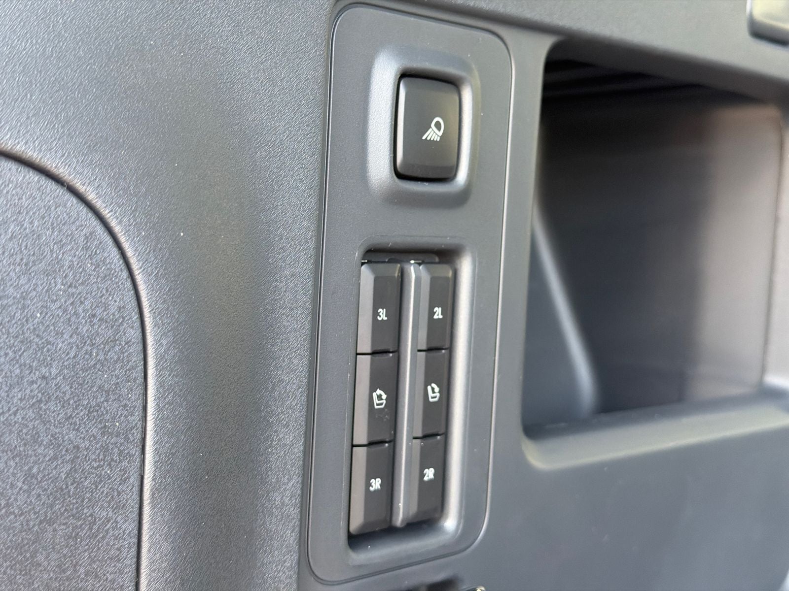 2027 Lincoln Navigator L Reserve